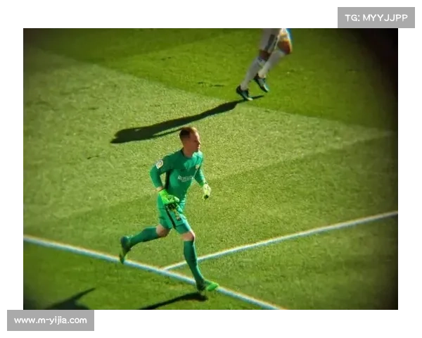 伯纳乌草坪变圣诞乐园，球迷家庭活动受欢迎